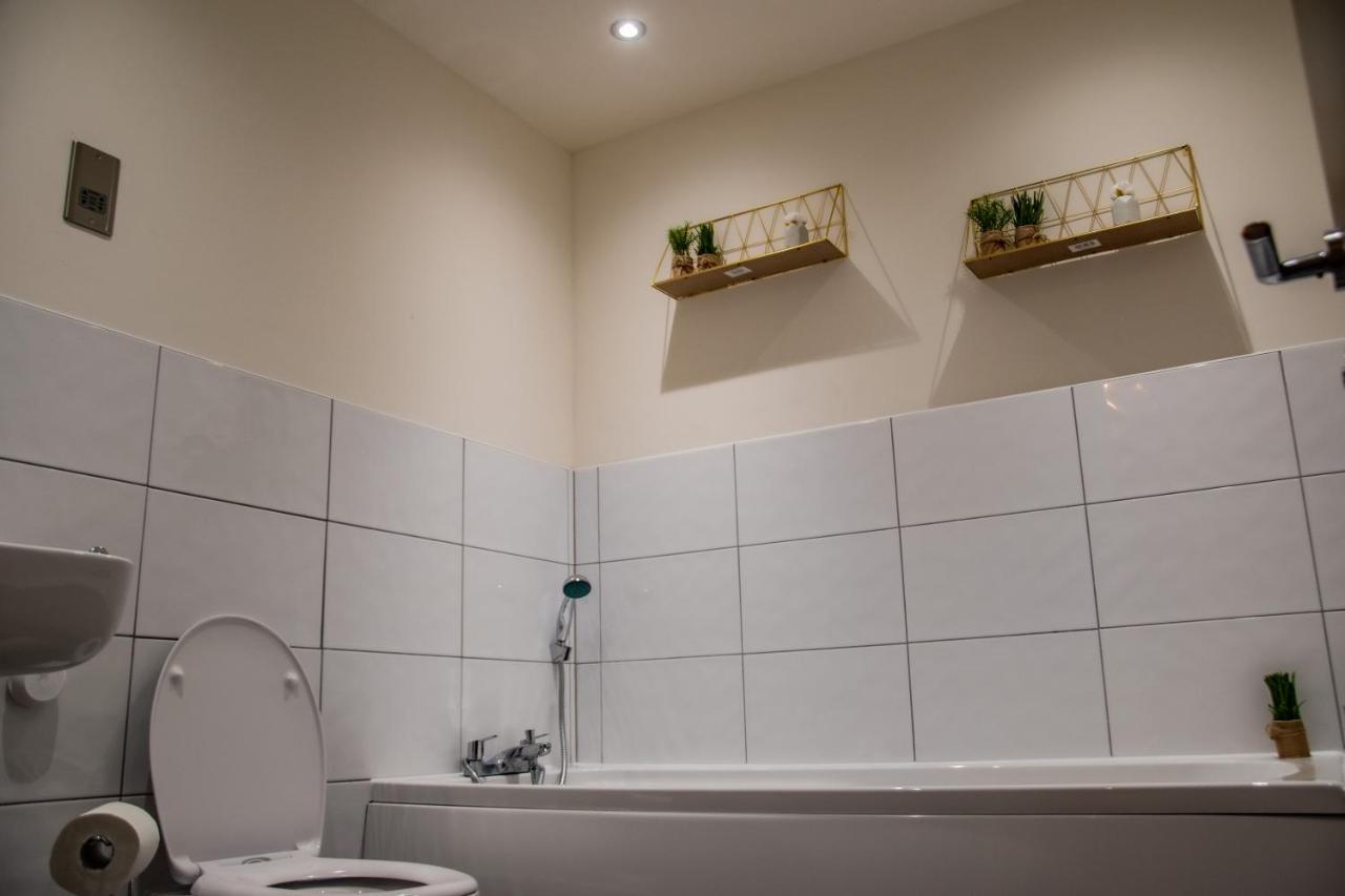 Bv Lush Apartment At Conditioning House Bradford Bradford  Zewnętrze zdjęcie